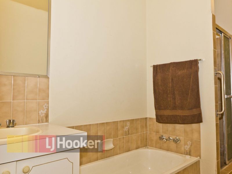 4/7 Christina Court, Mermaid Waters QLD 4218