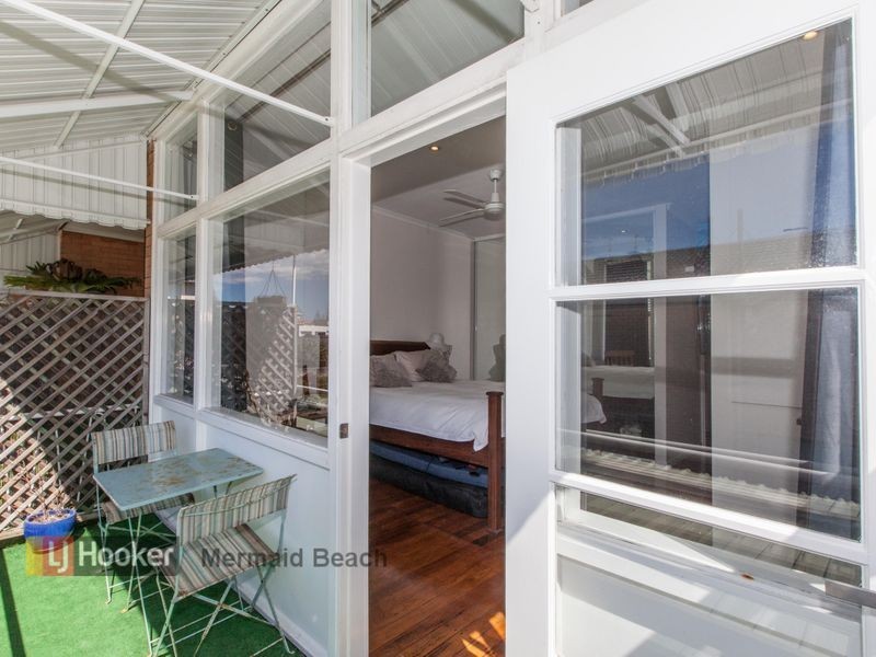 2/38 Sunbrite Avenue, Mermaid Beach QLD 4218