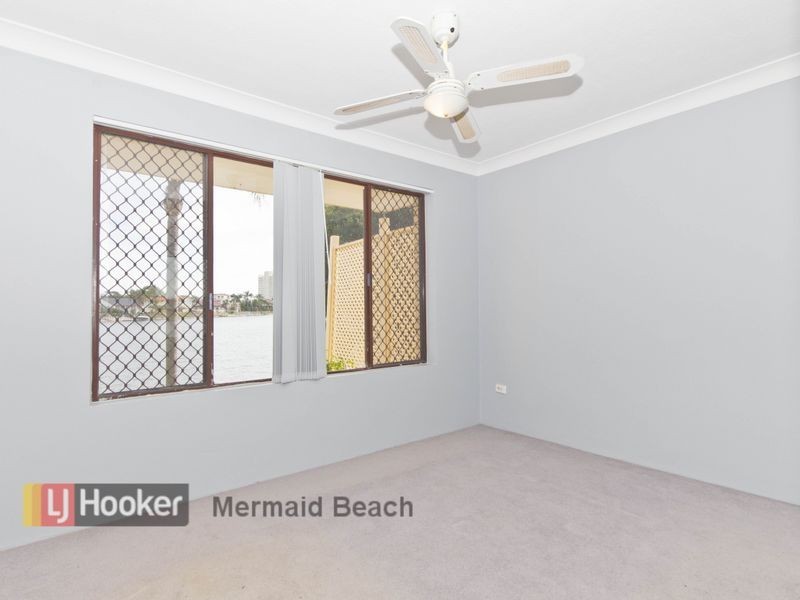 3/8 Aquila Court, Mermaid Waters QLD 4218
