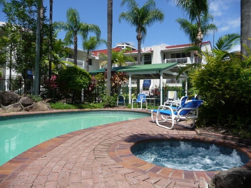 24/17 Genoa Street, Surfers Paradise QLD 4217