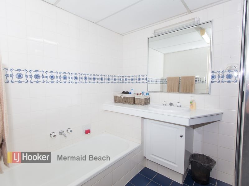 5/4 Mary Avenue, Broadbeach QLD 4218
