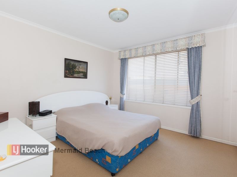 5/4 Mary Avenue, Broadbeach QLD 4218