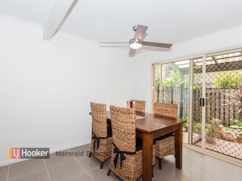 3/18 Bottlewood Court, Burleigh Waters QLD 4220