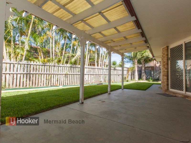 42 Yodelay Street, Varsity Lakes QLD 4227