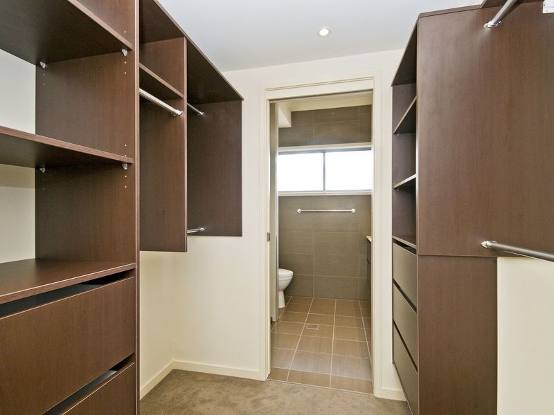 2/21 Dolphin Avenue, Mermaid Beach QLD 4218