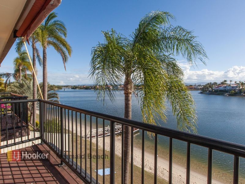 8/17 Duet Drive, Mermaid Waters QLD 4218