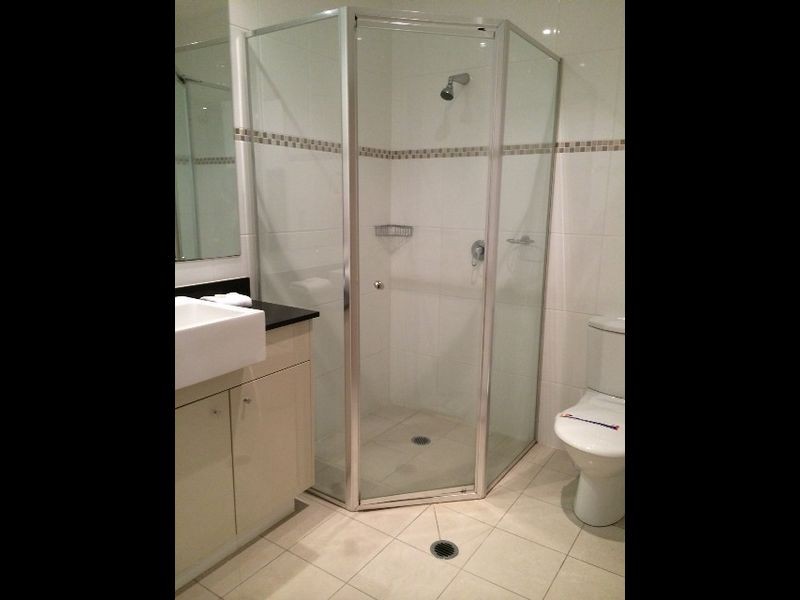 1804/18 Cypress Avenue, Surfers Paradise QLD 4217