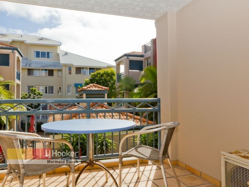 13/21 Peerless Avenue, Mermaid Beach QLD 4218