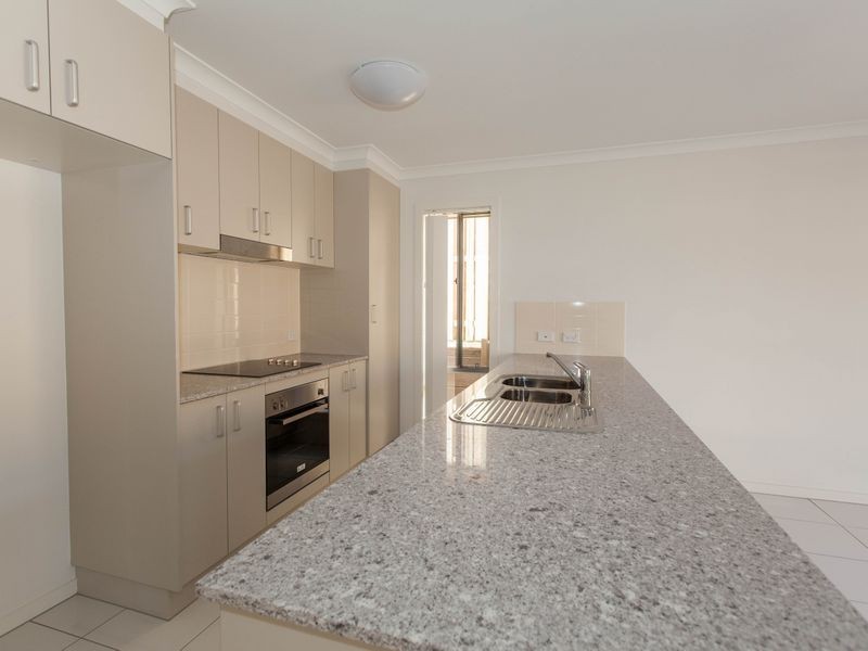 8 Alliance Street, Coomera Waters QLD 4209