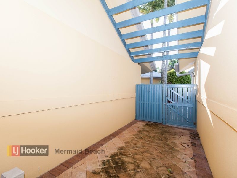 61/2320 Gold Coast Highway, Mermaid Beach QLD 4218