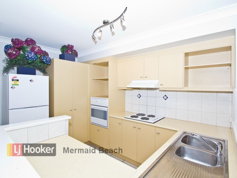 65/215 Cottesloe Drive, Mermaid Waters QLD 4218