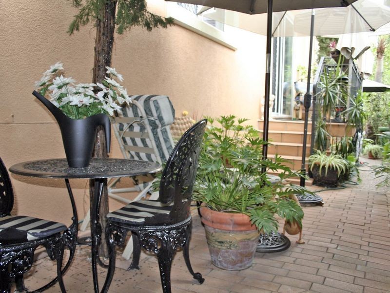 1/47 Chelsea Avenue, Broadbeach QLD 4218