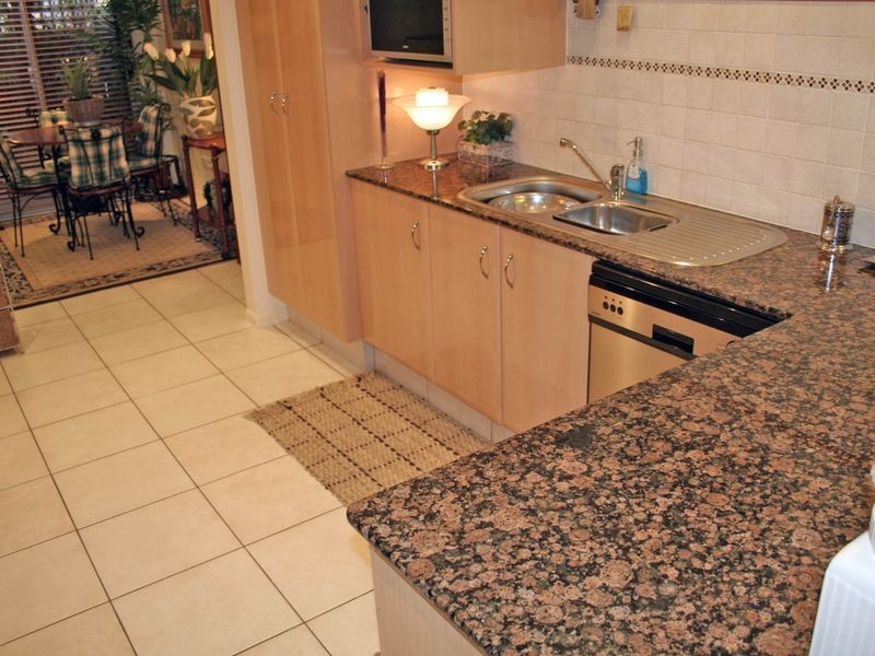 1/47 Chelsea Avenue, Broadbeach QLD 4218