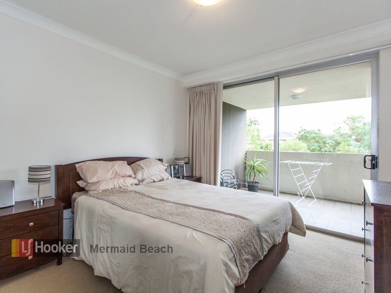 3203/12 Executive Drive, Burleigh Waters QLD 4220