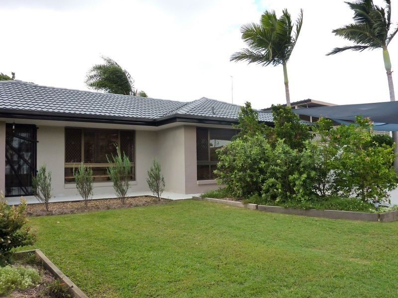 68 Volante Crescent, Mermaid Waters QLD 4218