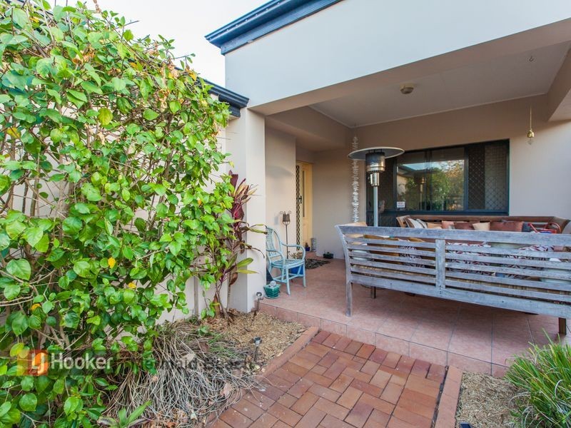 19 Moonraker Street, Clear Island Waters QLD 4226