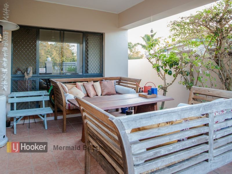 19 Moonraker Street, Clear Island Waters QLD 4226