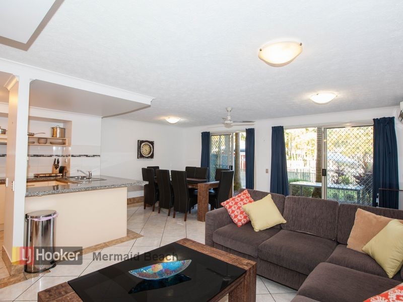 61/2320 Gold Coast Highway, Mermaid Beach QLD 4218