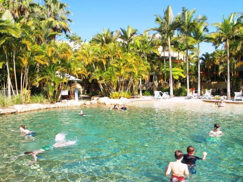 61/2320 Gold Coast Highway, Mermaid Beach QLD 4218