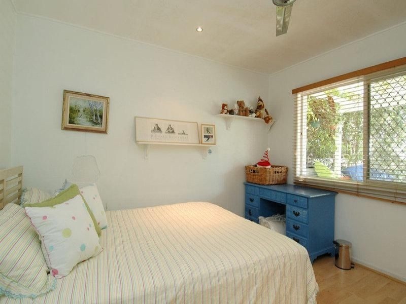 69 Petrel Avenue, Mermaid Beach QLD 4218