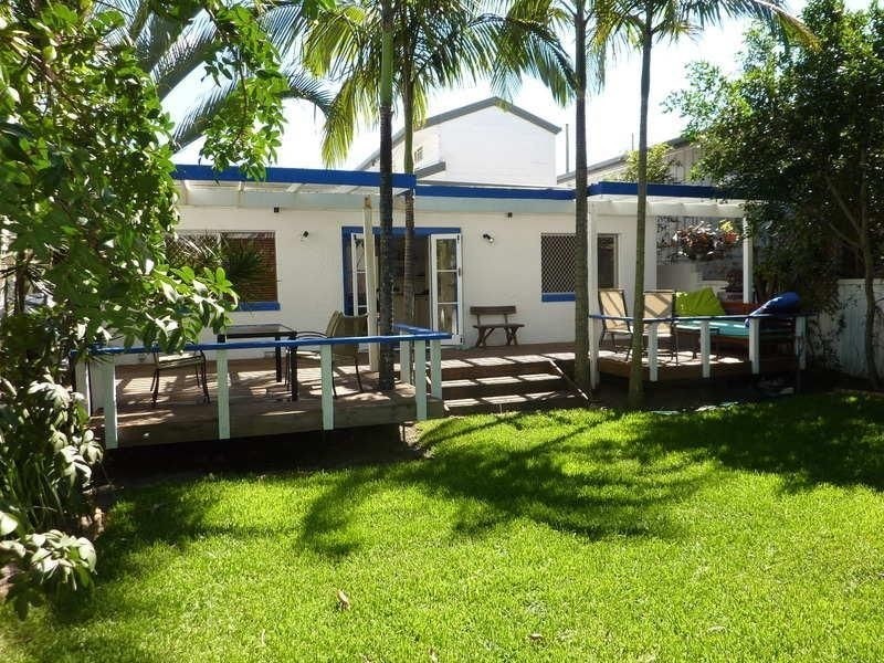 69 Petrel Avenue, Mermaid Beach QLD 4218