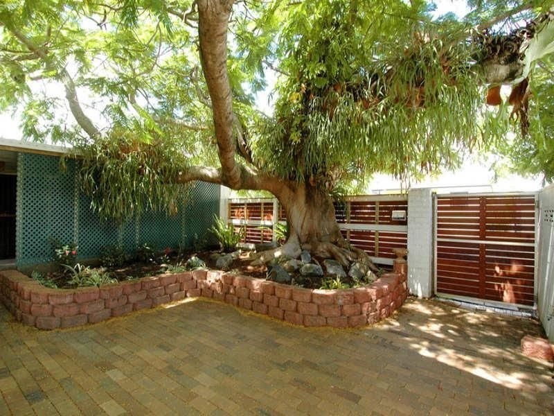 69 Petrel Avenue, Mermaid Beach QLD 4218