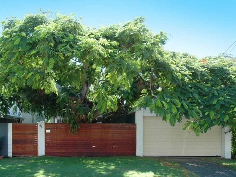 69 Petrel Avenue, Mermaid Beach QLD 4218