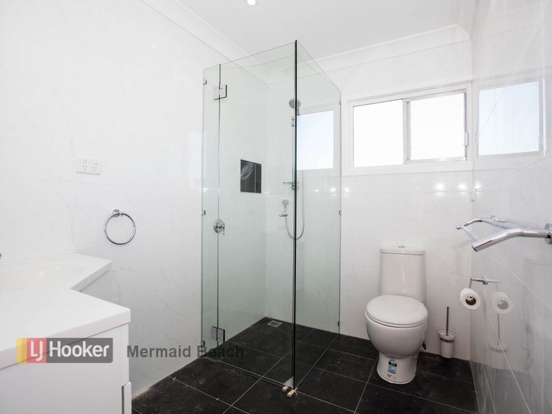 15 Hillcrest Parade, Miami QLD 4220