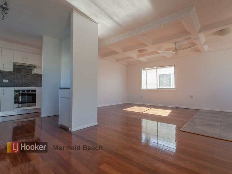 15 Hillcrest Parade, Miami QLD 4220
