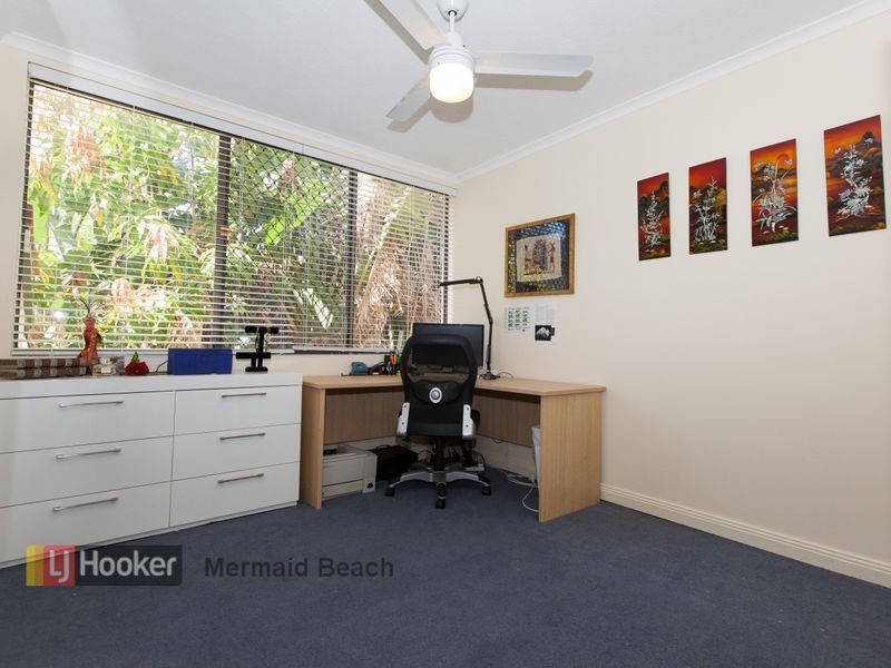 4/13 Federation Avenue, Broadbeach QLD 4218