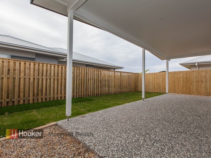 16 Keelson Crescent, Hope Island QLD 4212