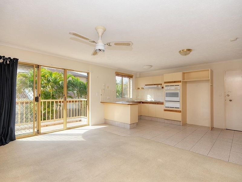 1/44 Ocean Street, Mermaid Beach QLD 4218