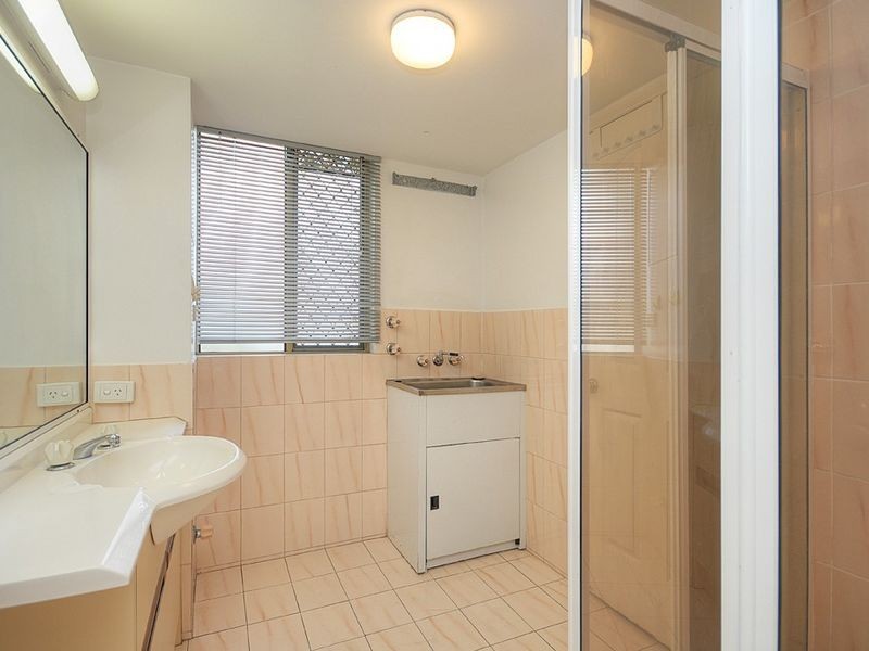 1/44 Ocean Street, Mermaid Beach QLD 4218