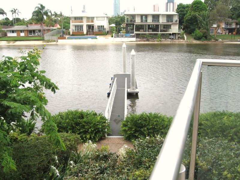 1205/33 T E Peters Drive, Broadbeach QLD 4218