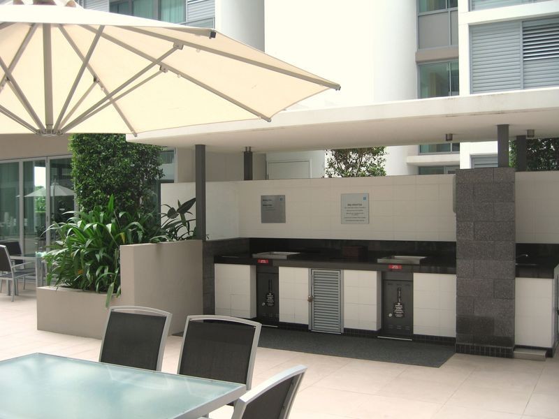 1205/33 T E Peters Drive, Broadbeach QLD 4218