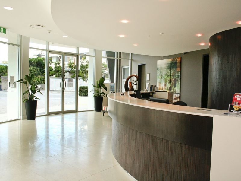 84/19 Lake Street, Varsity Lakes QLD 4227