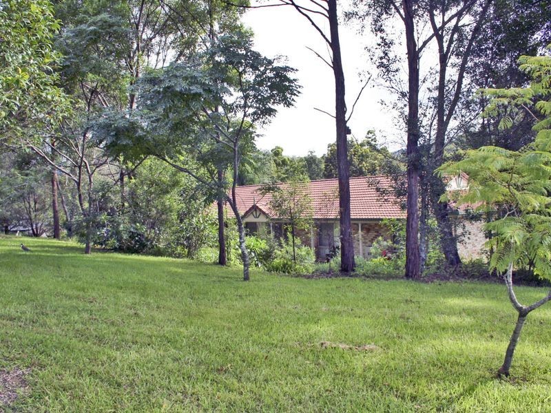 21 Gardenia Drive, Bonogin QLD 4213