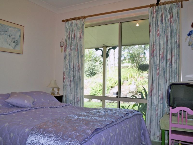 21 Gardenia Drive, Bonogin QLD 4213