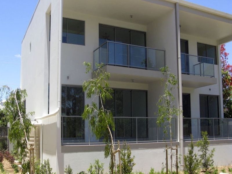 1 Gaven Crescent, Mermaid Beach QLD 4218