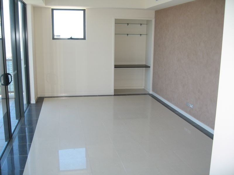 1404/2865 Gold Coast Highway, Surfers Paradise QLD 4217