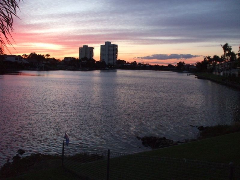 4/6 Aquila Court, Mermaid Waters QLD 4218