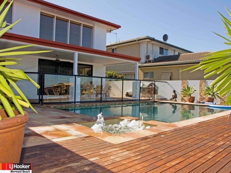 51 Cessnock Close, Mermaid Waters QLD 4218