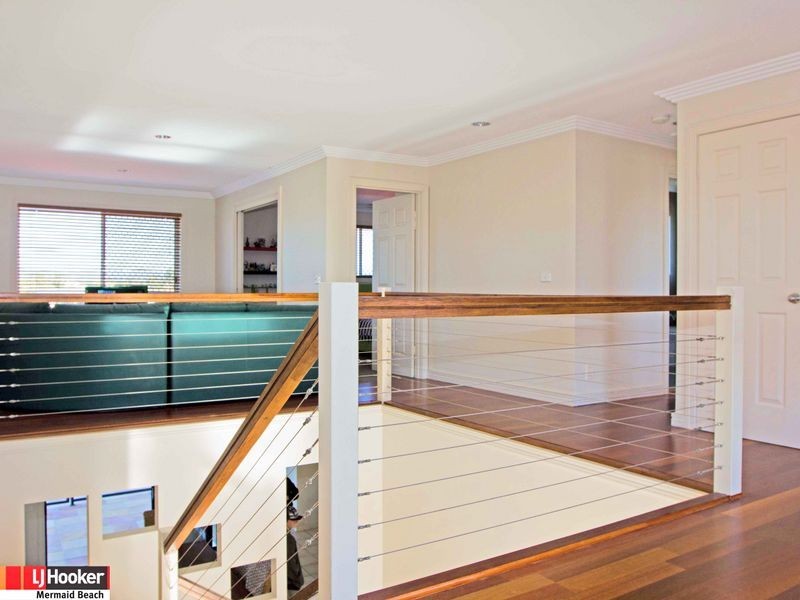 51 Cessnock Close, Mermaid Waters QLD 4218