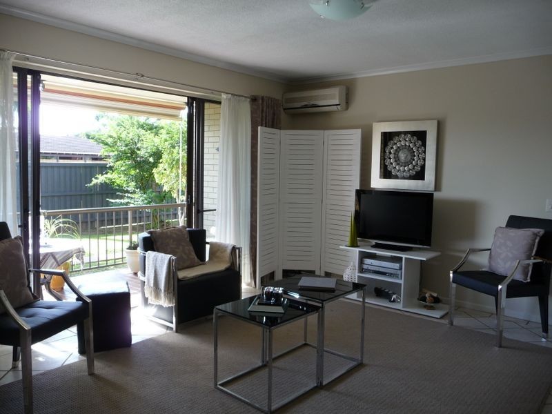 1/12 Oceanic Drive, Mermaid Waters QLD 4218