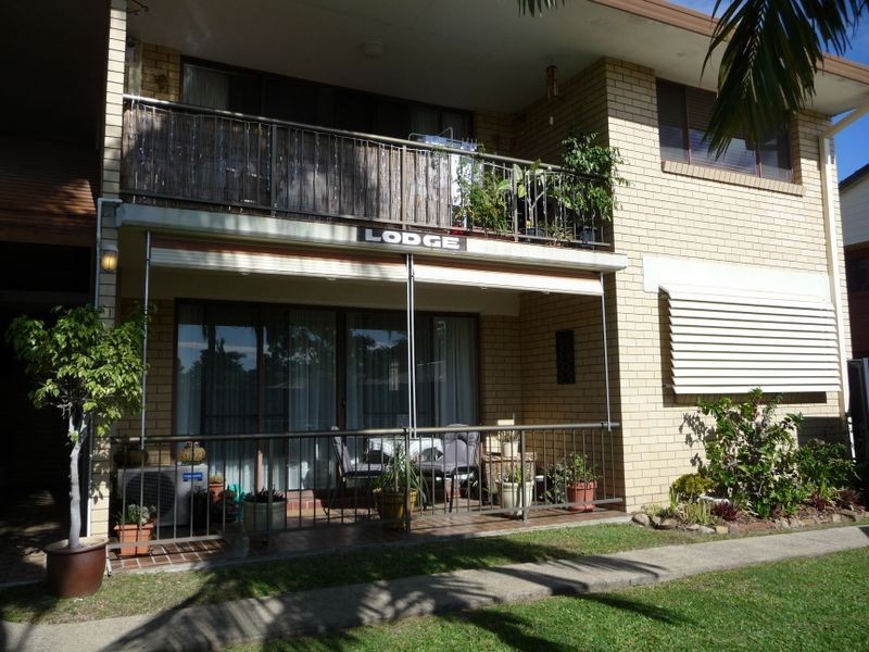 1/12 Oceanic Drive, Mermaid Waters QLD 4218