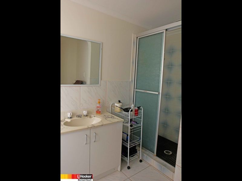 6 Sundowner Court, Mermaid Waters QLD 4218