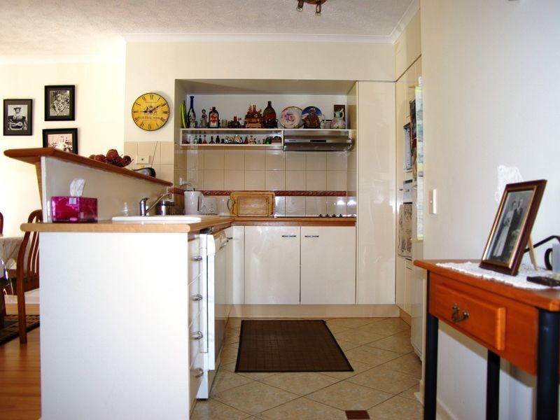 6/2320 Gold Coast Highway, Mermaid Beach QLD 4218