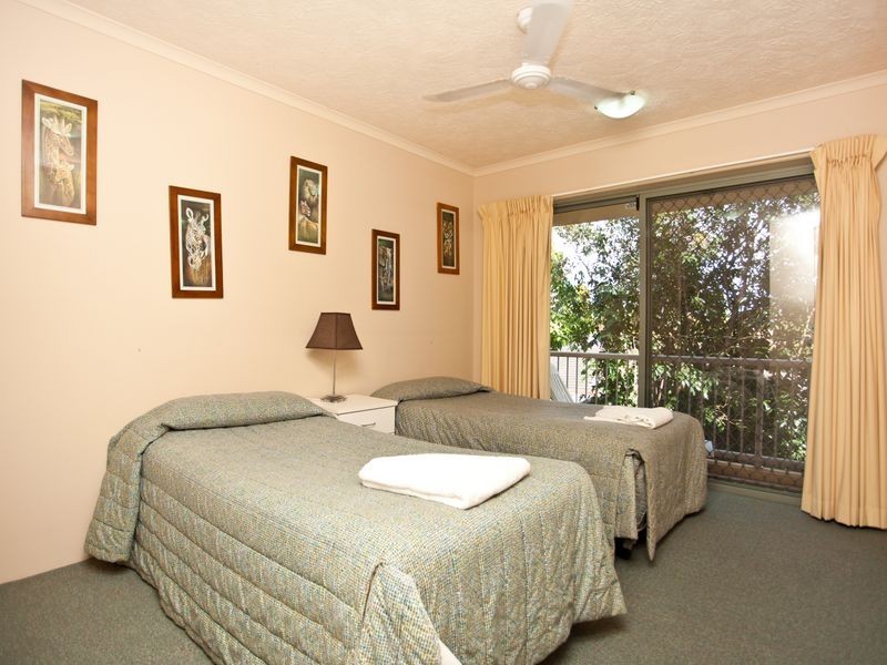 49/2320 Gold Coast Highway, Mermaid Beach QLD 4218