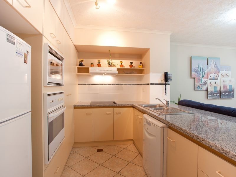 49/2320 Gold Coast Highway, Mermaid Beach QLD 4218