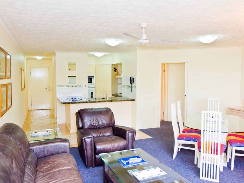 28/2320 Gold Coast Highway, Mermaid Beach QLD 4218